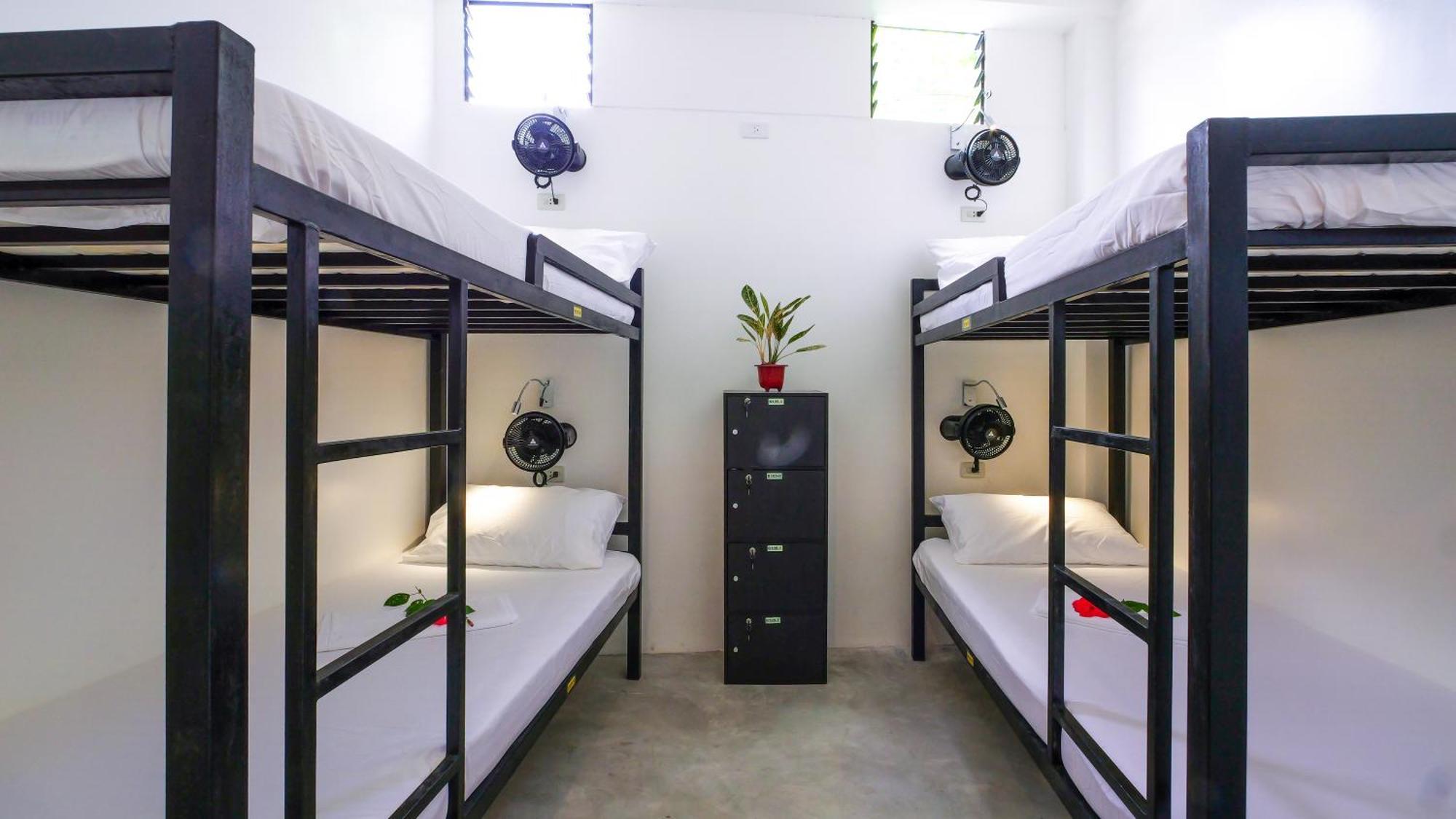 Sip Sunset Hostel And Lounge El Nido Exterior foto